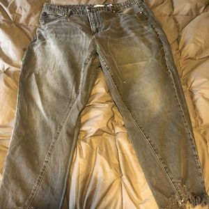 Closet clean out!! Good American Good Vintage Twisted Seam, Chewed Hem.